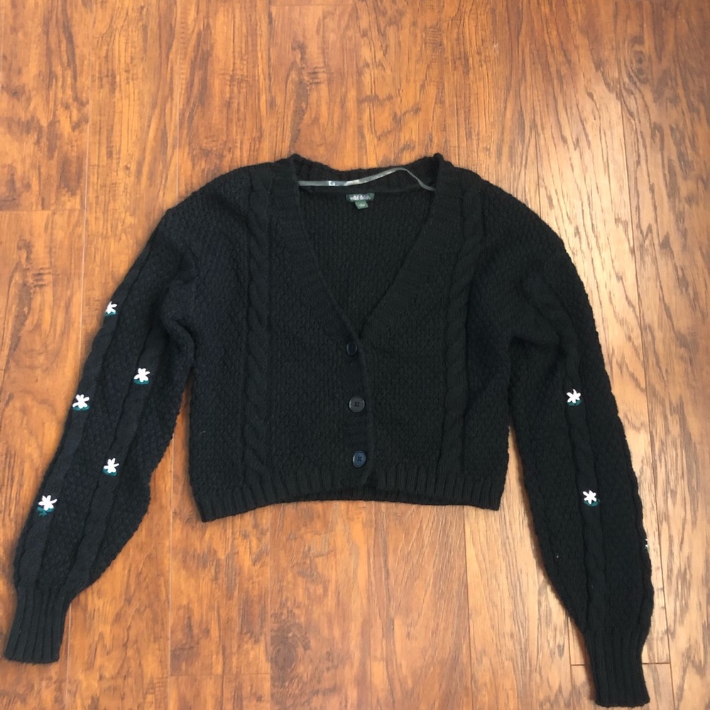 Wild Fable Cropped Sweater